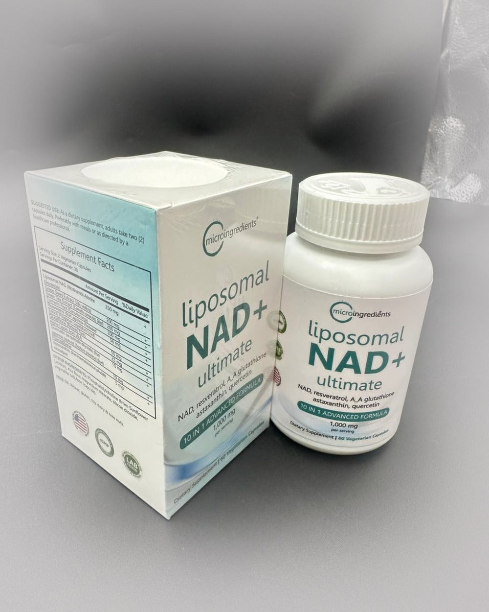 Liposomal NAD Ultimate - caja y frasco, fondo neutro